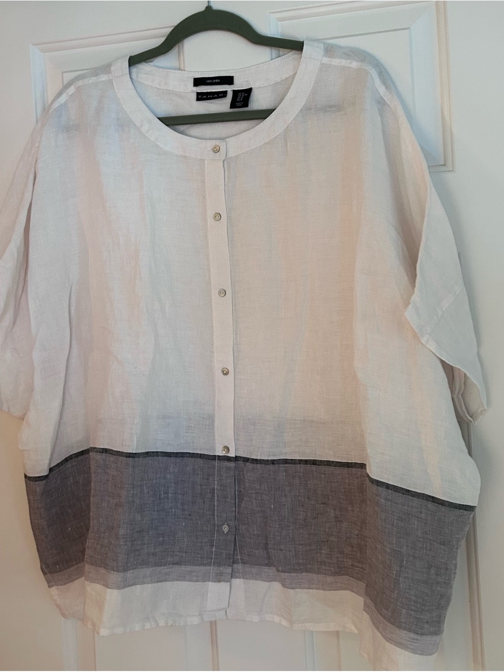 Tahari White Linen Button-Front Top with Gray Trim XL